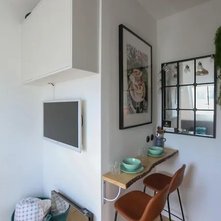 Charming Studio Close To Les Invalides Appartamento